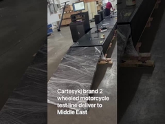 2輪モーターサイクルのテストライン ロールブレーキ テスト 速度計 輪の調整 輪のクランプ