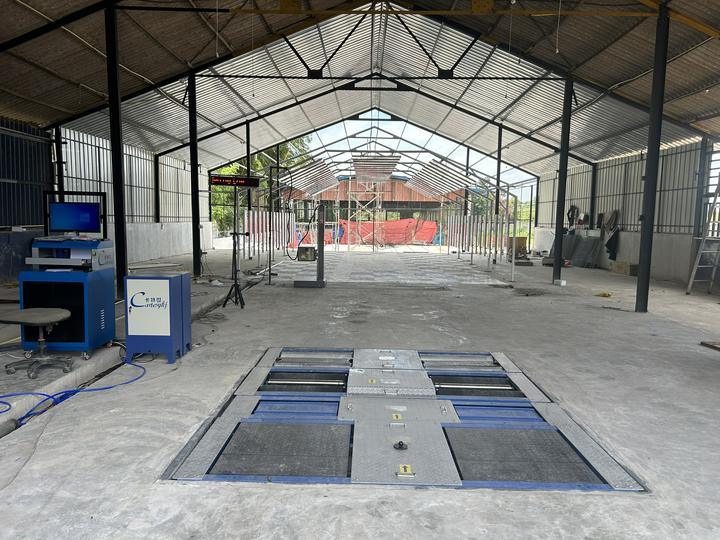 5イン1ロールブレーキテスト機 4000kg最大軸負荷,ダブルプレートサイドスリップ,および車両試験ラインのための産業制御コンピュータ