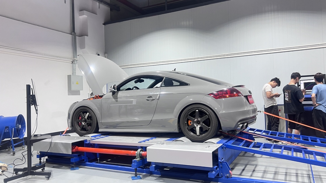 CTDCG-3-4WD 4WD車 車両試験レーン 車台ダイナモメーター 馬力測定機 1台の渦電流 1000馬力 1つのフリーローラー