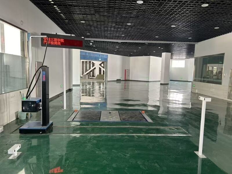 CTD-5A 全自動車両ヘッドライトテスターハイビームとロービームヘッドランプ試験機車両検査装置